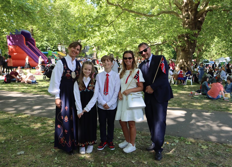 Familien Bekkeli og rektor